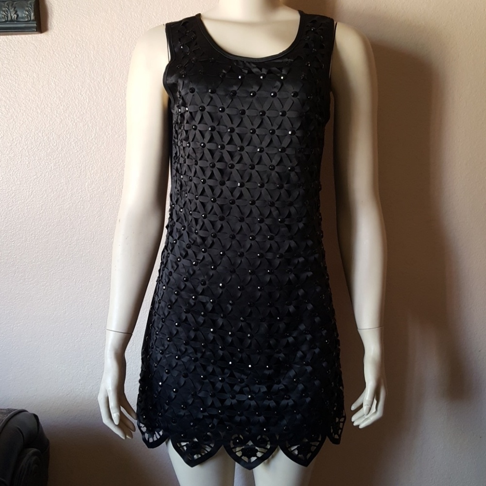 NWT Beautiful black dress